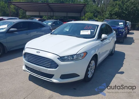 2016 Ford Fusion S z USA, uszkodzony, nr VIN 3FA6P0G78GR156201